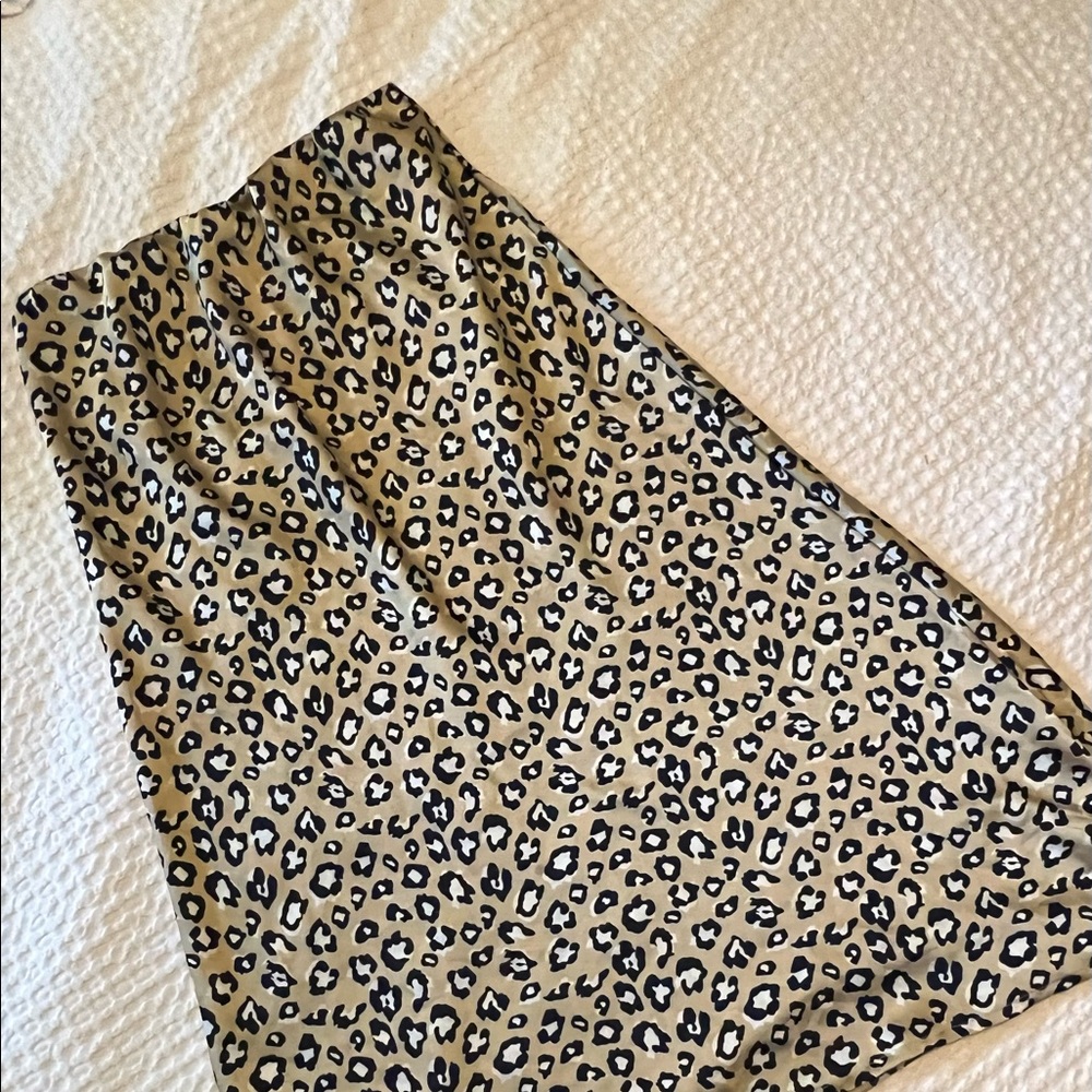Animal print flowy skirt